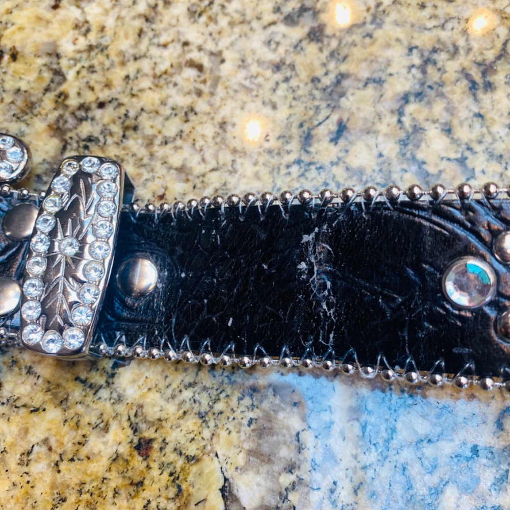 Women’s Rhinestone Belt - Picture 10 of 10